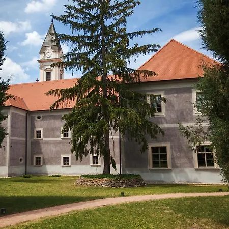 Hotel Monastery