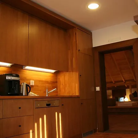 Monastery מלון 4*