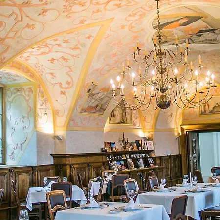 Monastery 4* ショプロン