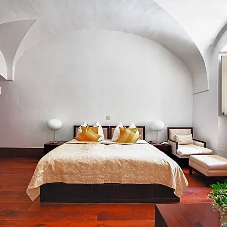 Monastery Szálloda 4*