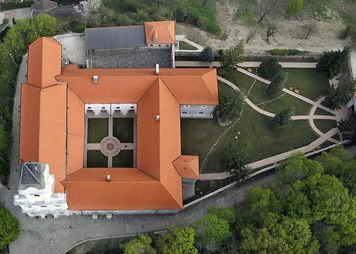 ホテル Monastery ショプロン